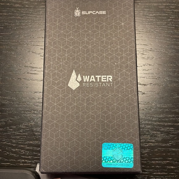 SUPCASE water resistant cellphone case for iPhone 8. - Picture 2 of 11